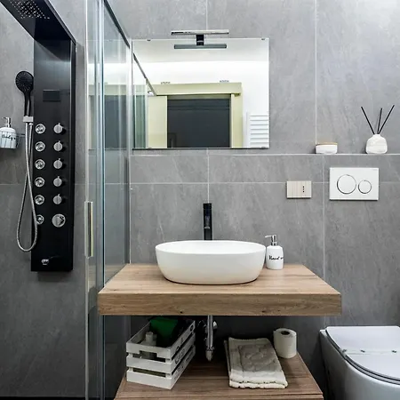 Hostly-pisa Art Appartement